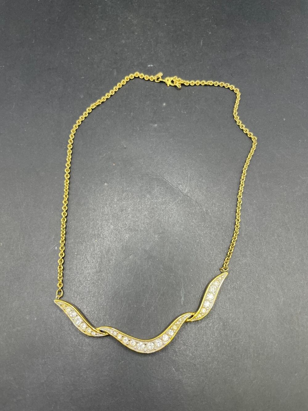Vintage Monet Signed Gold Tone With Rhinestones Crystal Collar Necklace